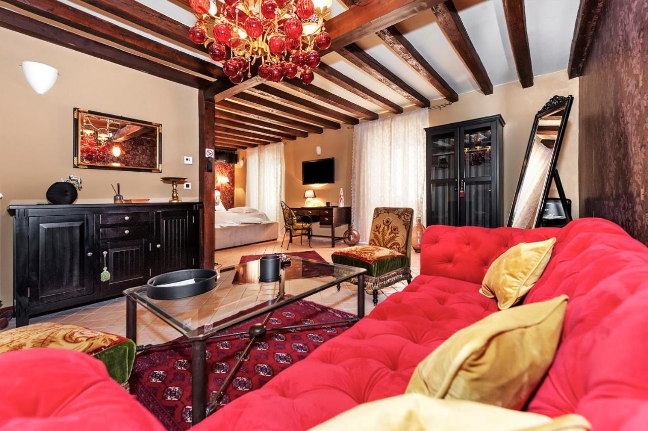 Luxury Villa Orh ロヴィニ エクステリア 写真